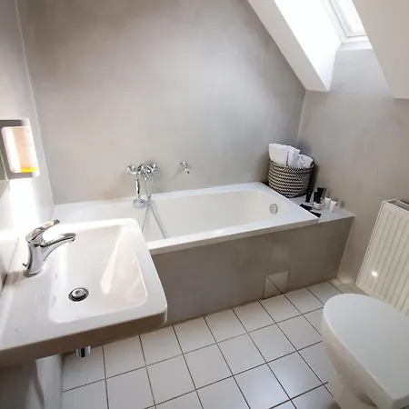 Hotel 100 Pardubice