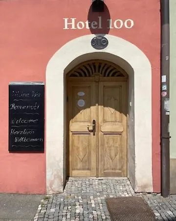 Hotel 100 Pardubice