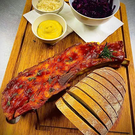 100 3* פארדוביצה