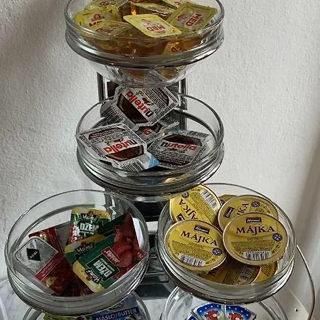 100 3* פארדוביצה